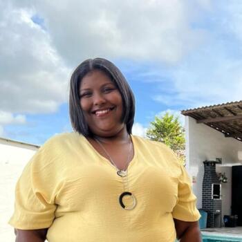 Babysitter in Camaragibe: Luana