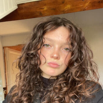 Babysitter in Malaunay: Lina