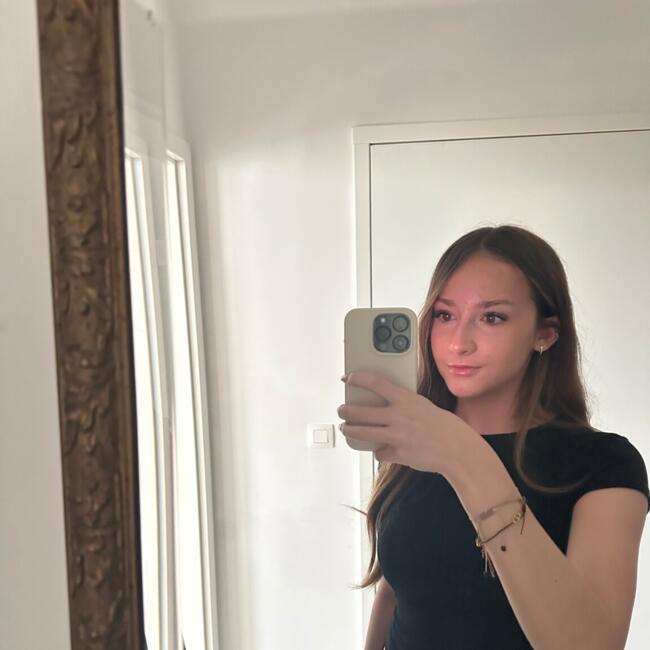 Babysitter in Gembloux: Victorine