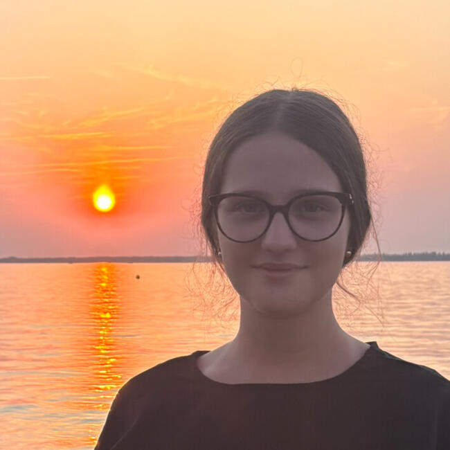 Babysitter in La Chapelle-Moulière: Justine