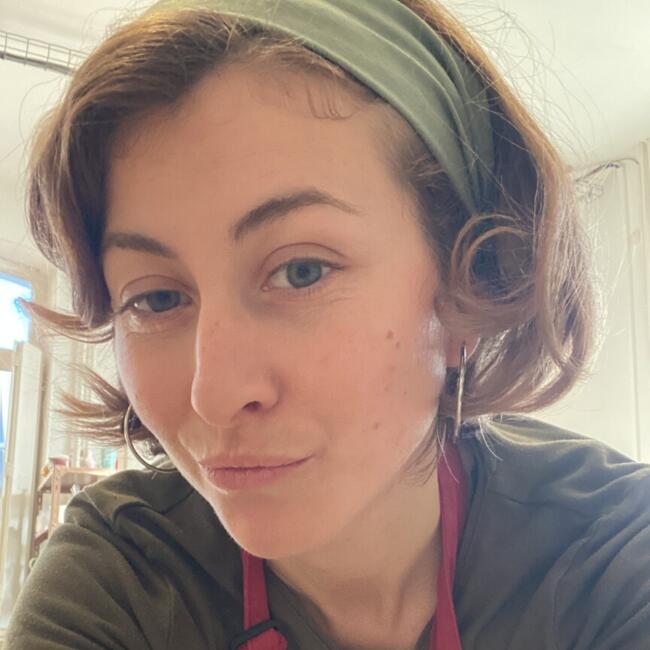 Babysitter in Saint-Hippolyte-du-Fort: Leslie