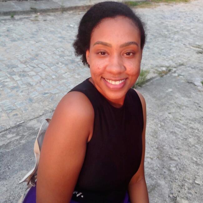 Babysitter in Itaporanga d'Ajuda: Janai
