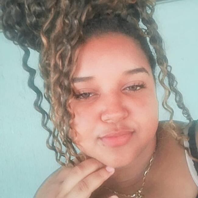 Babysitter in São Carlos: Suellen
