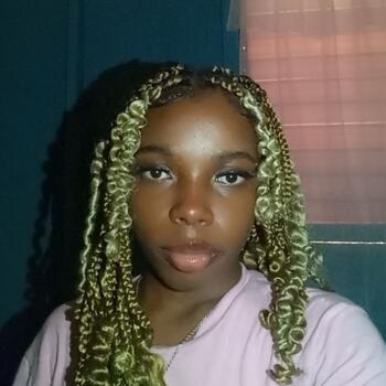 Babysitter in Ocho Rios: Kendra