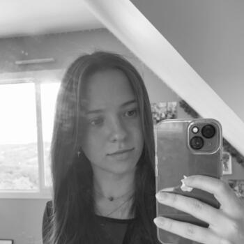 Babysitter Loubieng: Emilie