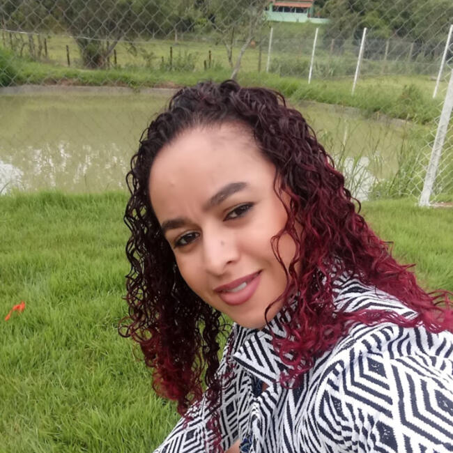 Babysitter in Betim: Monica