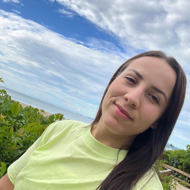 Babysitter in Florianópolis: Isadora