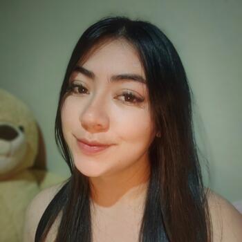 Niñera en Cartago: Valeria