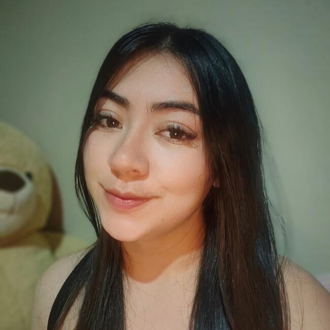 Babysitter in Cartago: Valeria