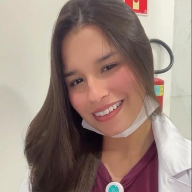 Babá em Vila Velha: Hemilly