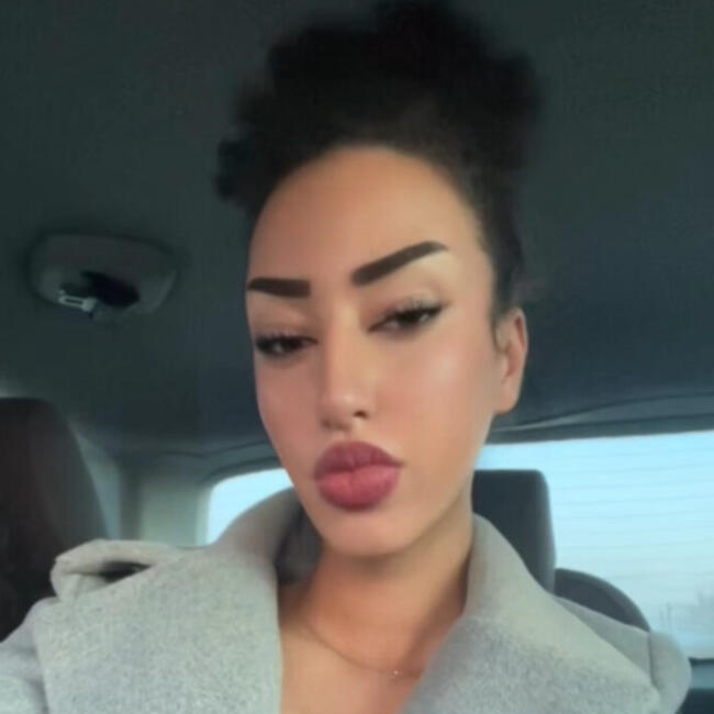 Babysitter in Belgrade: Debora