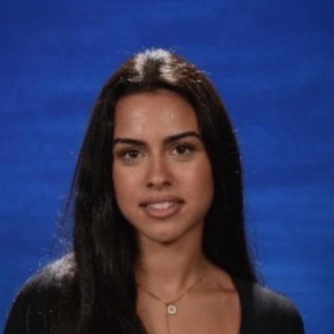 Babysitter in Les Pavillons-sous-Bois: Aisha