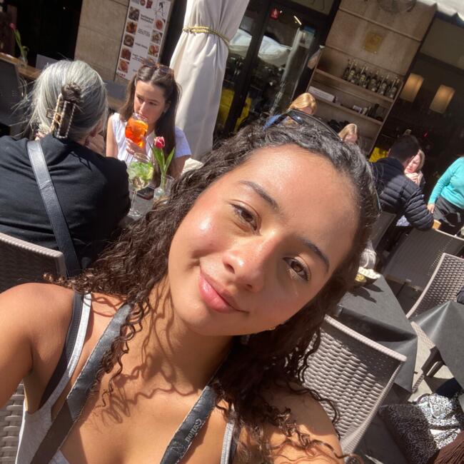 Babysitter in Perugia: Bia Juchem Teixeira