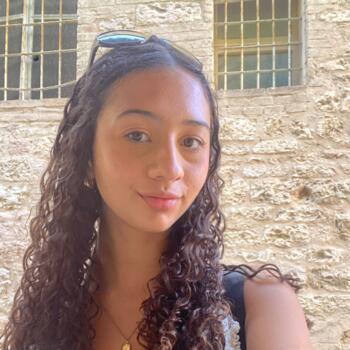 Babysitter Bologna: Bia Juchem Teixeira
