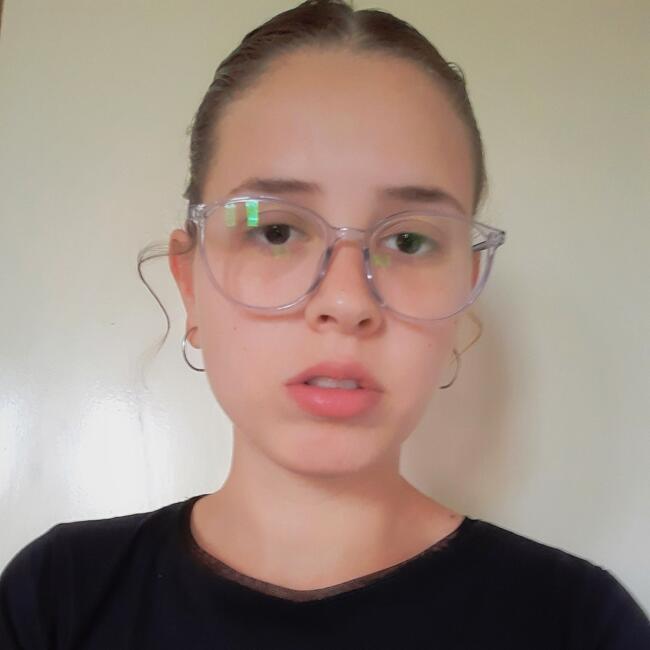 Babysitter in Pilar: Ludmila Ruiz