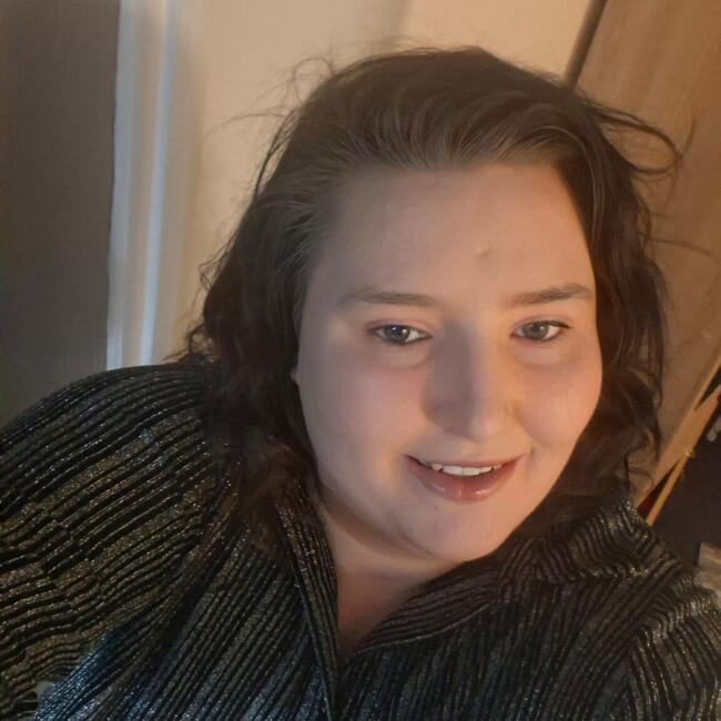 Babysitter in Sutton in Ashfield: Tanya