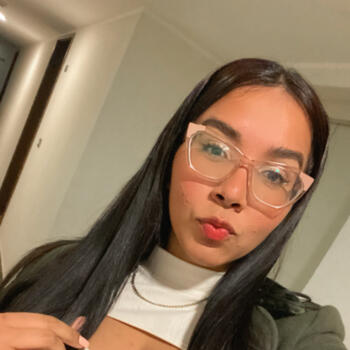 Babysitter in Santiago: Genesis