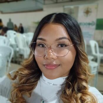 Babá em Barreiras: Julia