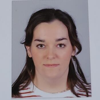 Babysitter in Tours: Coline