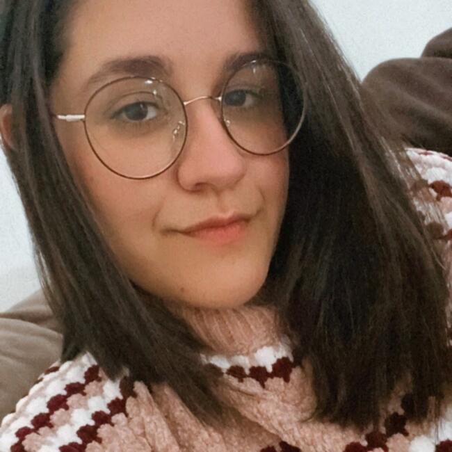 Emprego de babá em Canoinhas: Cláudia