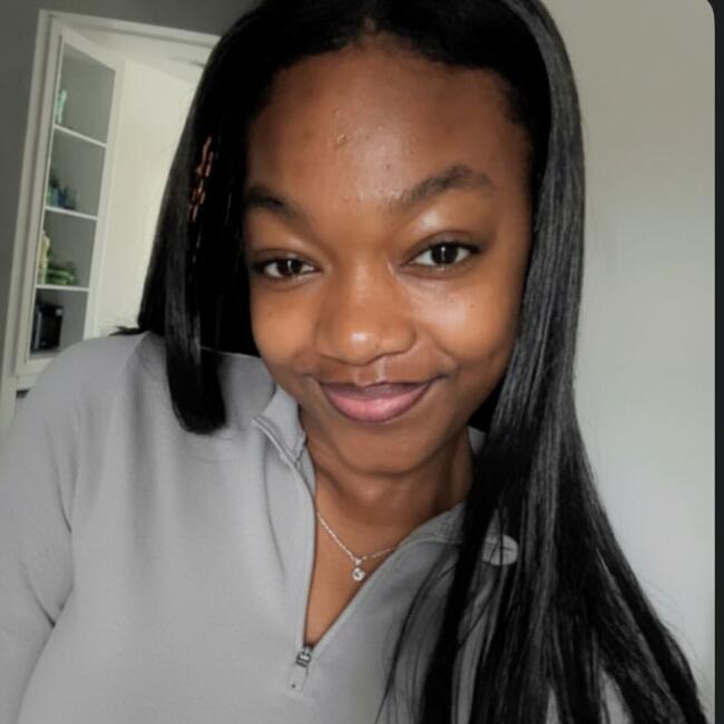 جليسة أطفال في رباط: Hyasmine