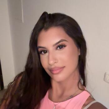 Babysitter in Élancourt: Selma