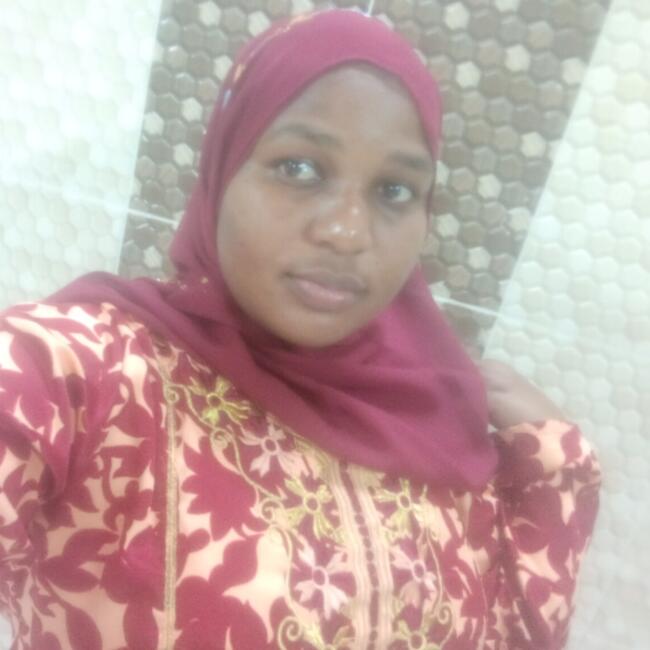 جليسة أطفال في الريان: Faith