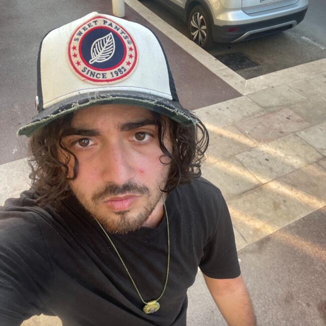 Babysitter in Nogent-sur-Marne: Lenny