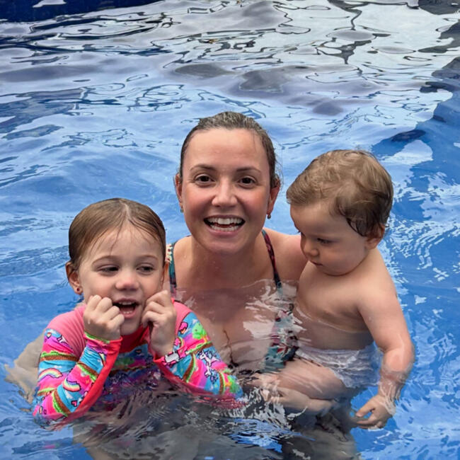 Emprego de babá em Florianópolis: Letícia