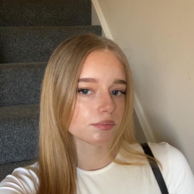 Babysitter in Peterborough: Ella