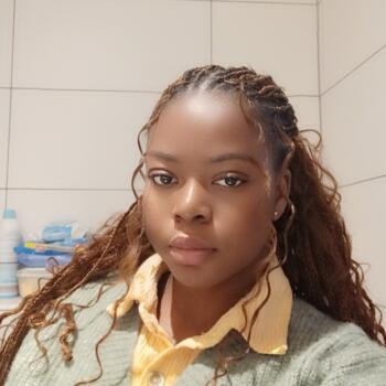 Babysitter in Gagny: Alice