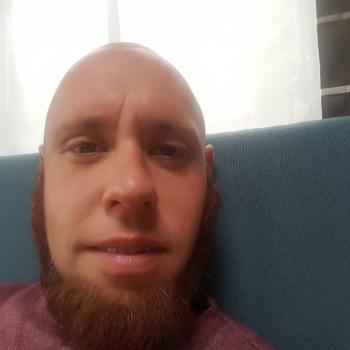 Babysitter Neumünster: Tim
