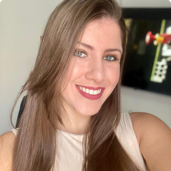 Babysitter in Jundiaí: Larissa