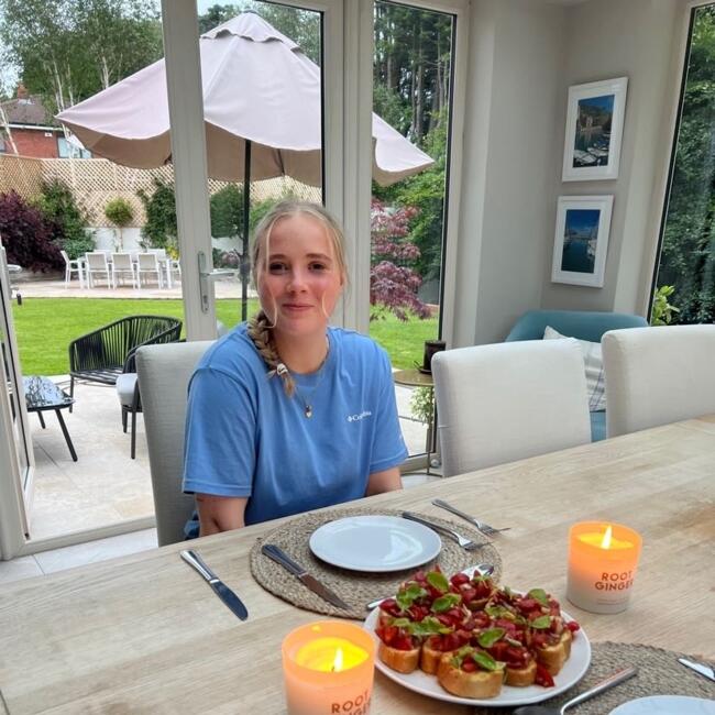 Babysitter in Dublin: Leigh