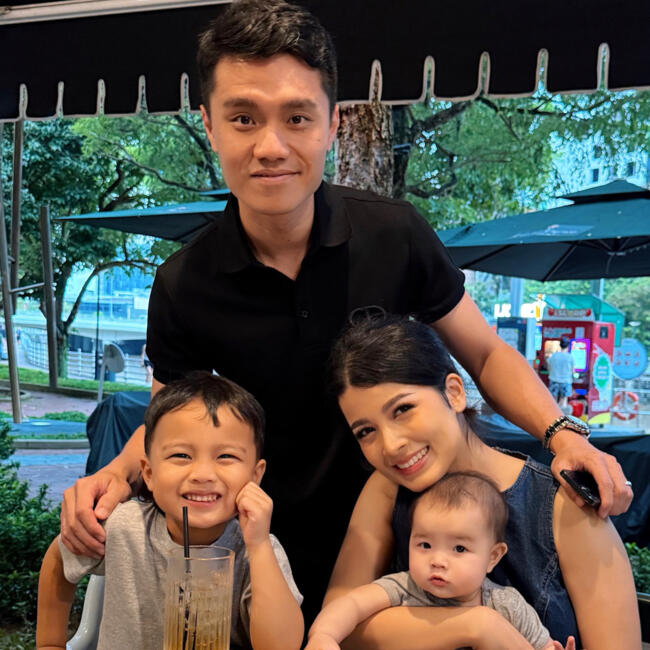 Babysitting job in Singapore Island: Fah