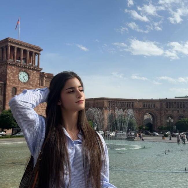 Babysitter στην περιοχή Αθήνα: Asteri