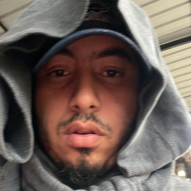 Trabajo para niñera en Santiago de los Caballeros: Adrian