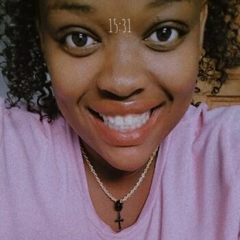 Babysitter Kempton Park: Bonolo