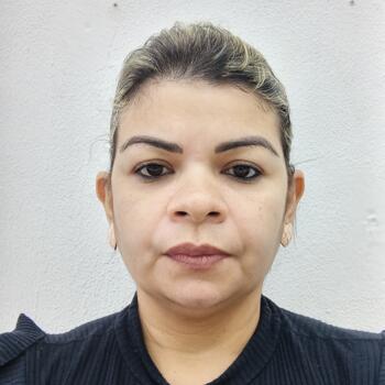 Babá em Maracanaú: JULIANA