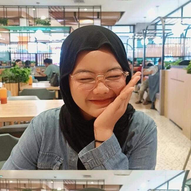 Nanny in Jakarta: Olivia