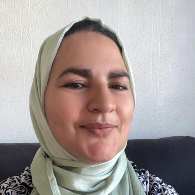 Babysitter in Saint-Etienne: Zahra