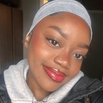 Babysitter in London: Tawana