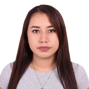 Babysitter in Ibi: Adriana