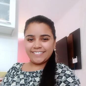 Babysitter in São José dos Campos: Ana Beatriz