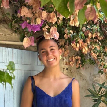 Babysitter in Moncé-en-Belin: Lorena