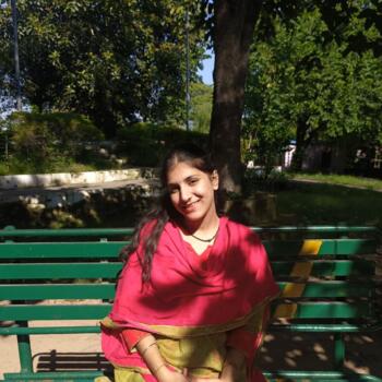 जलंधर में बेबीसिटर: Jaskiran