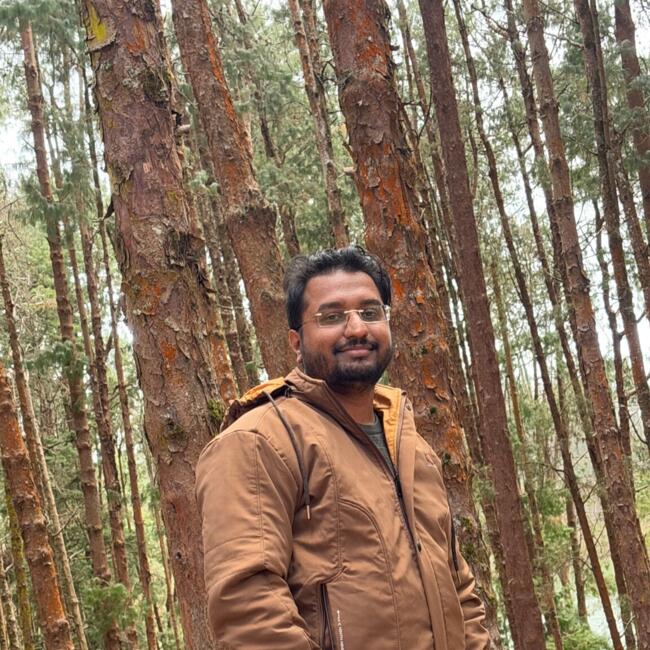 अहमदाबाद में बेबीसिटिंग की नौकरी: Suhas