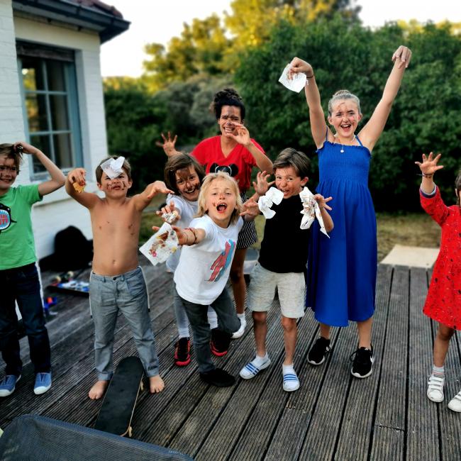 Nanny in Brüssel: Eya