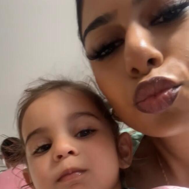 Babysitter in Auckland: Mo