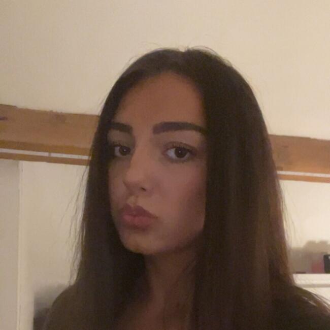 Babysitter in Wigan: Akila fitzsimmons